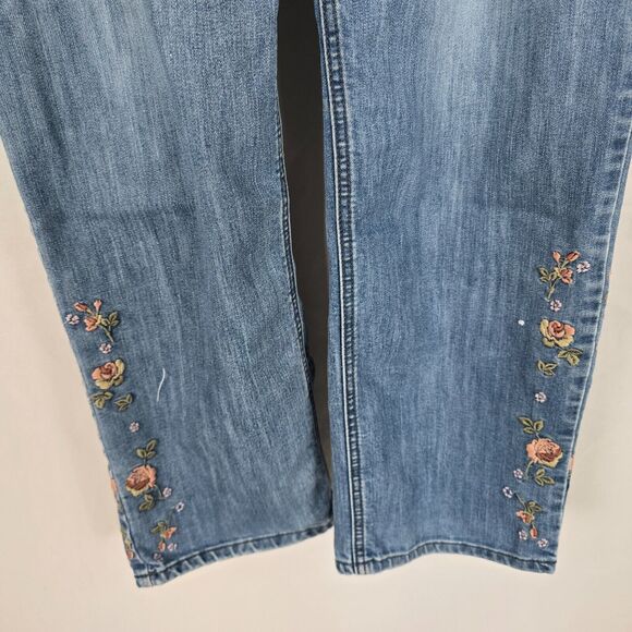 Christopher & Banks Jeans Women's 14 Blue Medium Wash Straight Rose Embroidering - Picture 4 of 16